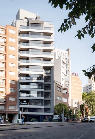 Exclusivos Apartamentos a Estrenar en Punta Carretas: Invierta en Lujo y Confort.