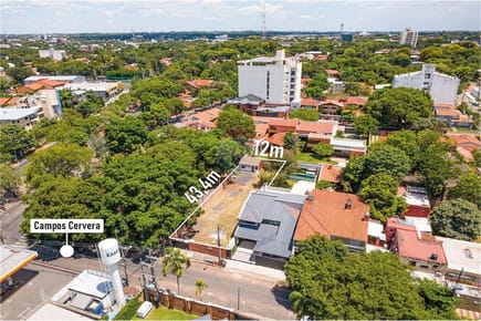Hermoso terreno amurallado en zona residencial. Bo. Mariscal. Asunción.