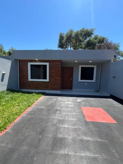 VENDO CHALET A ESTRENAR EN ÑEMBY DOS DORMITORIOS