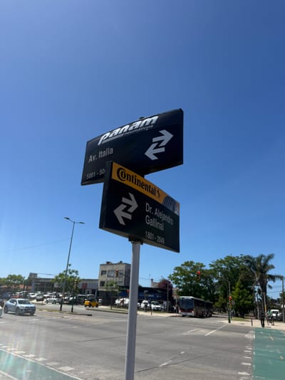 Oportunidad De Inversion!! Excelente Punto Comercial Y Logístico, Venta De Predio De 1410 M2 Con 5 Locales Con Renta