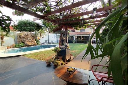 Hermosa y Amplia Residencia -Fernando de la Mora Paraguay -Barrio Ita Ca'aguy