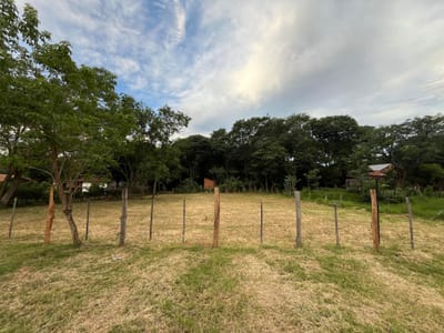 EN VENTA TERRENO DE 1.200 m² EN EL CENTRO DE ALTOS, CORDILLERA