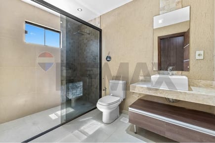 VENDO HERMOSA CASA EN ASUNCION - ITA ENRAMADA ZONA EX FABRICA DE MUNICH