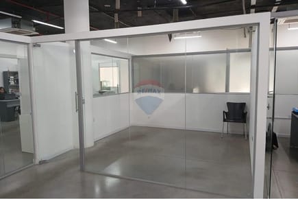 Oficina - Alquiler - Pettirossi, Paraguay 