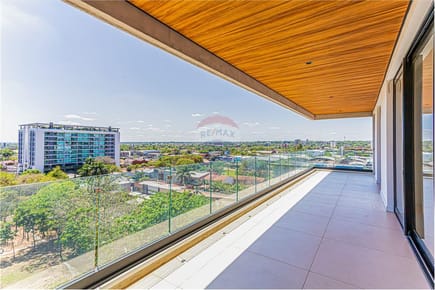 Departamento de dos suites + dos cocheras + área de servicio en Alzara Plaza, Barrio San Jorge, Asunción. VR