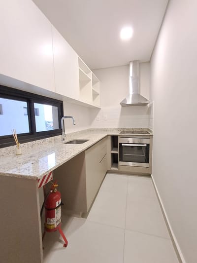 Departamento en Alquiler: 2 Dormitorios, Ubicación Premium sobre Molas López