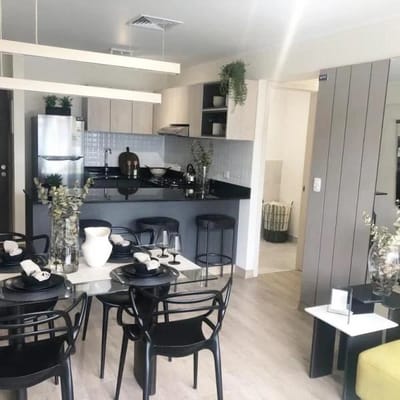 Departamento de  dormitorios en Av El Derby