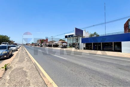 LOCAL COMERCIAL SHOWROOM + DEPOSITO EN VENTA. MARIANO RUTA TRANSCHACO