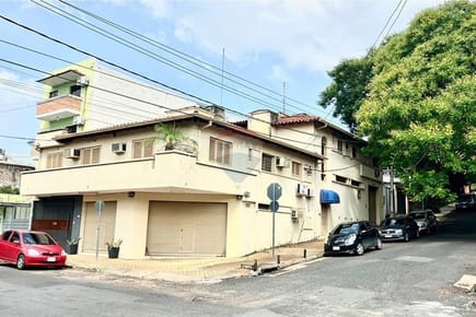 OFICINA CON SALON COMERCIAL EN CIUDAD NUEVA