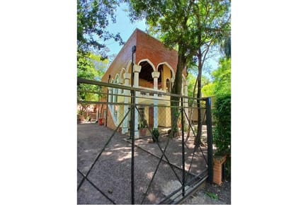 En venta excelente casa de arquitectura árabe     J.A.