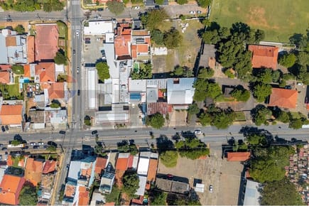 VENDO EDIFICIO DE 3 NIVELES EN RECOLETA