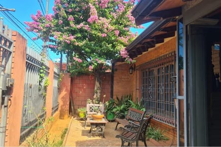 VENTA de CASA✨ estilo clásico, Loma Pyta Asunción