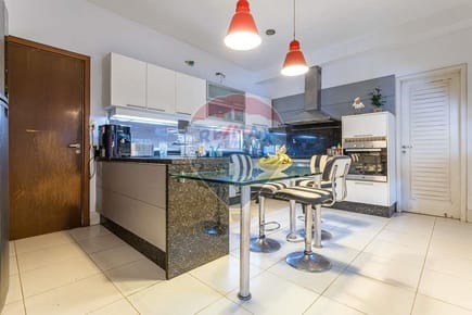 VENDO MODERNA CASA EN EL B° SAN CRISTOBAL-ASUNCIÓN