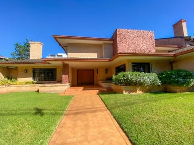 VENTA EXCLUSIVA – RESIDENCIA EN LAS LOMAS, ASUNCIÓN