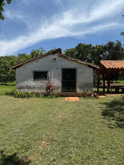 VENDO  49 HECTAREAS  EN ARROYOS Y ESTEROS, a solo 4 kilómetros de la ruta principal Arroyos y Esteros-Tobatí, con potencial ilimitado para inversión y desarrollo.
