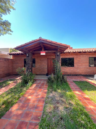 VENDO CHALET A ESTRENAR EN VILLA ELISA DOS DORMITORIOS