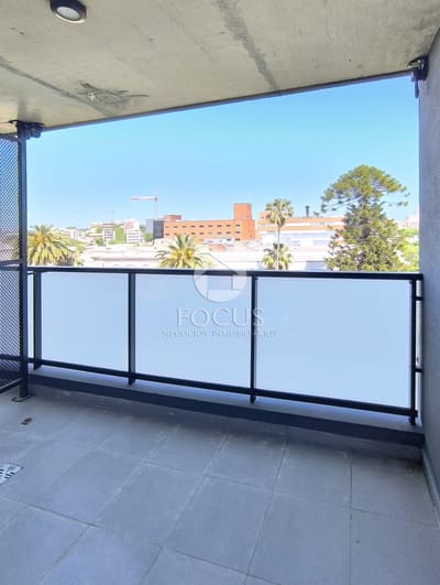 Venta Apartamento con Renta 1 Dormitorio, Garaje fijo y Terraza al Frente en La Blanqueada