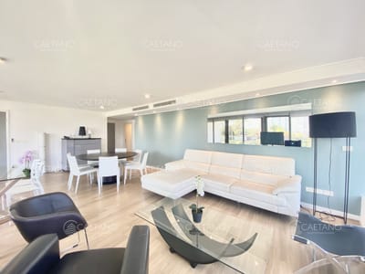 Venta apartamento 3 dormitorios. Playa mansa, Punta del Este.