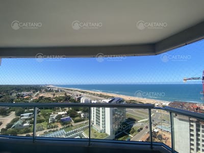 Venta apartamento 3 dormitorios punta del este