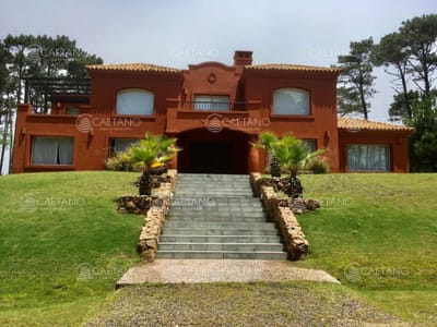 Casa 5 dormitorios en alquiler temporal Montoya, La Barra.