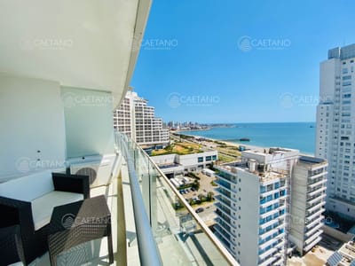 Apartamento en alquiler temporario Playa Mansa 3 dormitorios