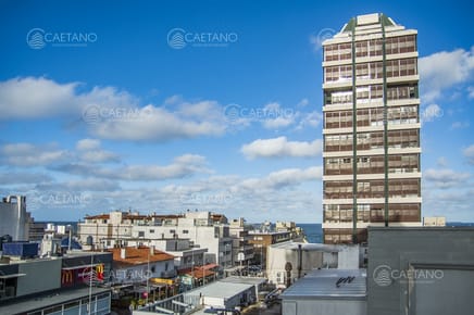 Apartamento monoambiente en venta en LUX TOWER, Peninsula.