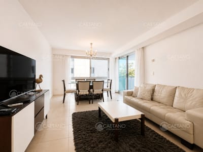 Venta apartamento tres dormitorios, Playa mansa. Punta del Este.