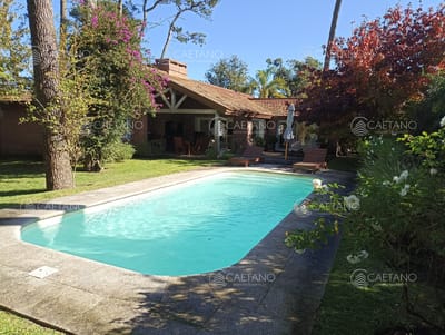 Casa de 3 dormitorios en Playa Mansa Punta del Este
