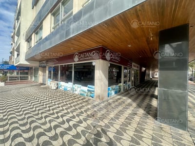 Alquiler anual, local comercial. Peninsula, Punta del Este