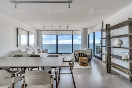 Apartamento de dos dormitorios en venta primera línea con garage