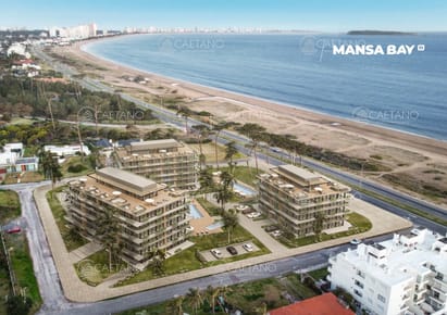 Venta apartamento 2 dormitorios Playa mansa Punta del Este
