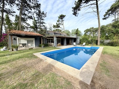 Alquiler. Casa 6 dormitorios. Punta del Este
