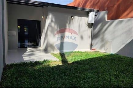 VENDO DUPLEX EN VILLA ELISA