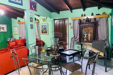 ALQUILO CASA EN SAN LORENZO