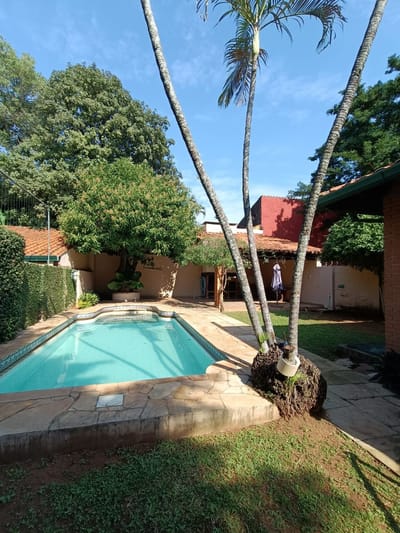 Vendo Casa a Reciclar. Ycua Sati. COD 037