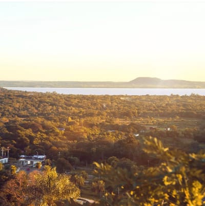 Vendo Terreno en Barrio Cerrado, con Vista al Lago. COD 000
