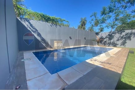 DUPLEX PREMIUM CON PISCINA EN CAPIATÁ EN VENTA