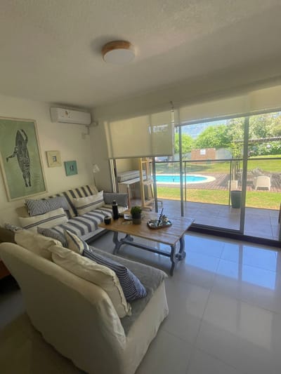 Alquiler Apartamento en Rincón del Indio a una cuadra de la playa