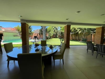 HERMOSA CASA EN VENTA EN BARRIO MCAL. ESTIGARRIBIA