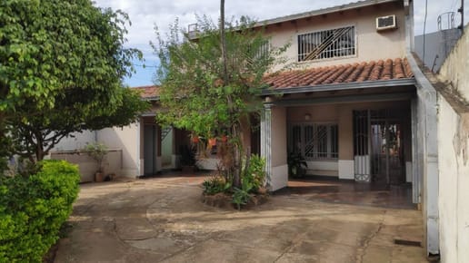EN VENTA CASA A REMODELAR EN VILLA AURELIA - ASUNCION
