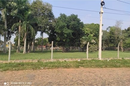 En venta amplio terreno en Laurelty - Luque