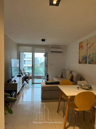Apartamento en venta con renta! Parrilero de uso exclusivo. Límite Pocitos y Parque Batlle
