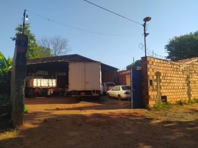 Vendo tinglado con depósitos en Villa Elisa Bo 8 de Diciembre