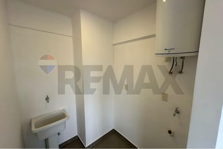 Alquilo dpto. de 1 dormitorio atrás de Mundimark