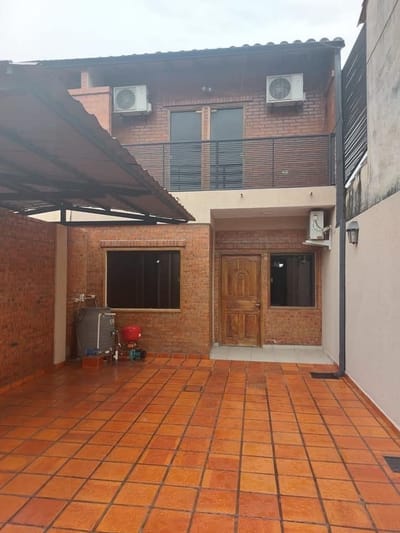 Duplex en Mariano Roque Alonso zona Aeropuerto