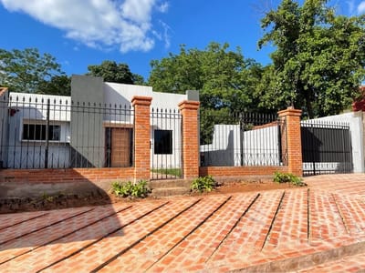 Casa a estrenar en Ñemby La Lomita