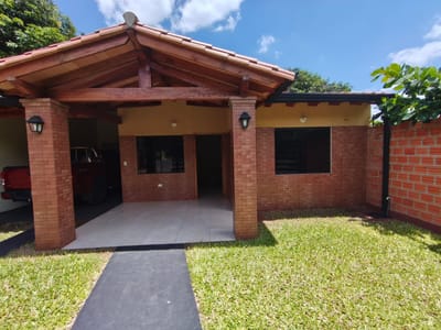 Vendo Casa en Villa Elisa