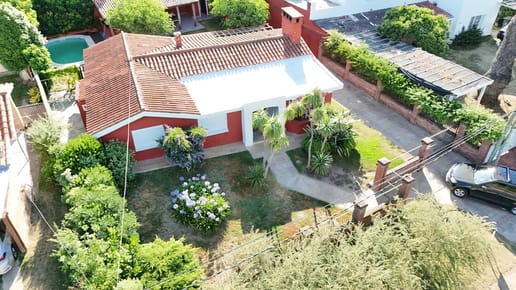 VENTA | Casa en Punta Del Este con Amplios Espacios
