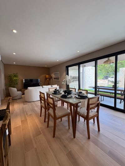 VENDO HERMOSA CASA A ESTRENAR EN SANBER ?