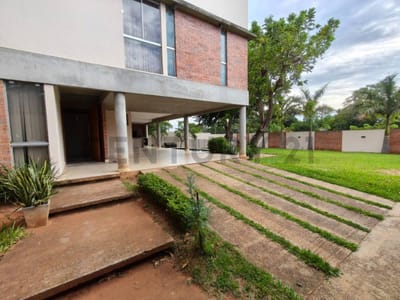 Alquilo Casa en 1er Barrio- Loma Merlo - Luque